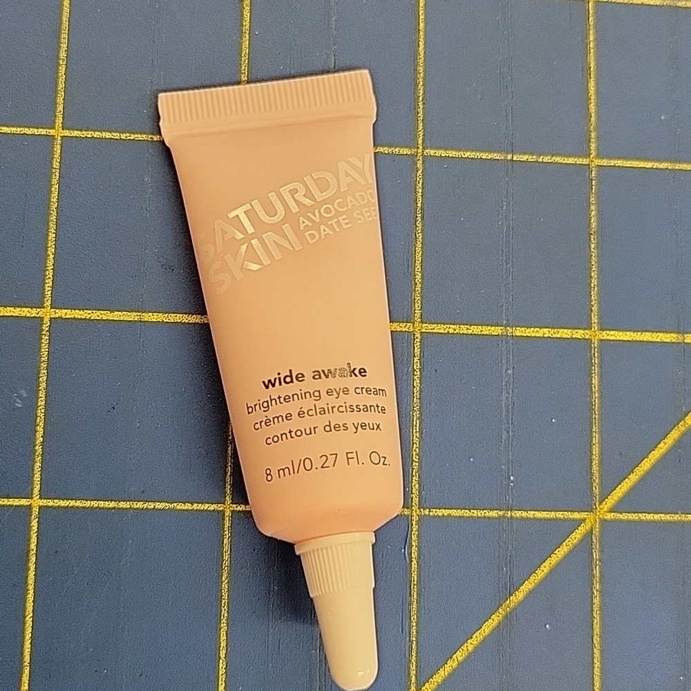 Saturday Skin Avocado Date Seed Wide Awake Brightening Eye Cream 8ml